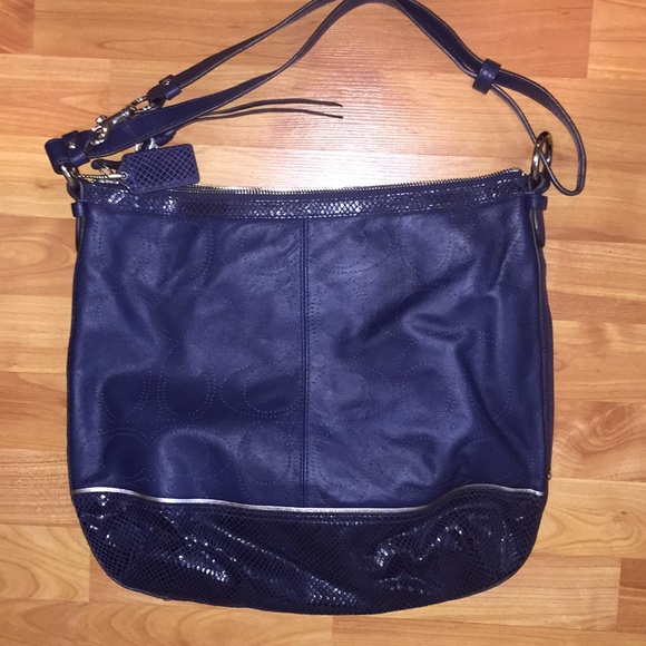 Coach Purse - Picture 3 of 8